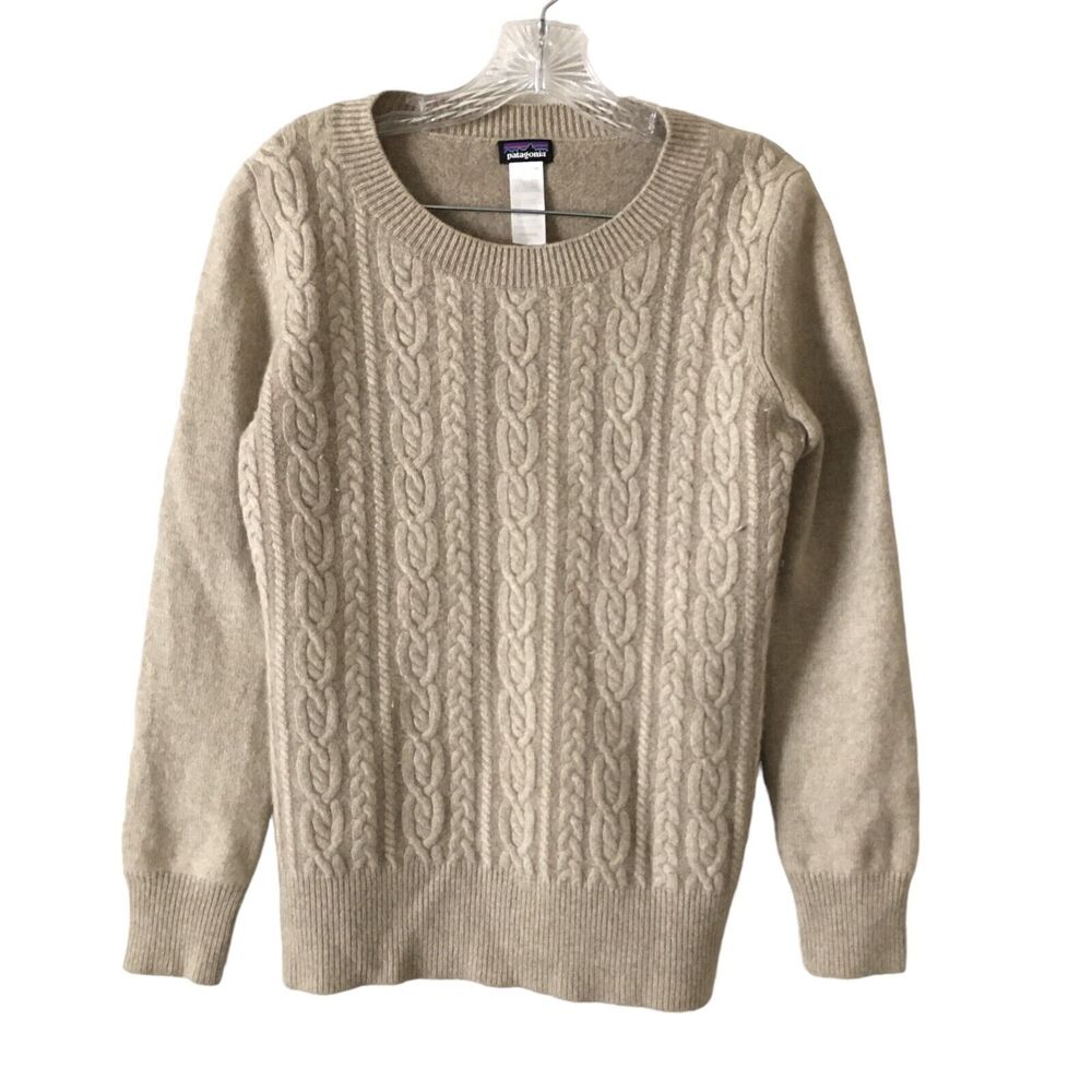 Patagonia Women's Sweater Size M Cable Knit 100% Cashmere Crew Neck Long Sleeve